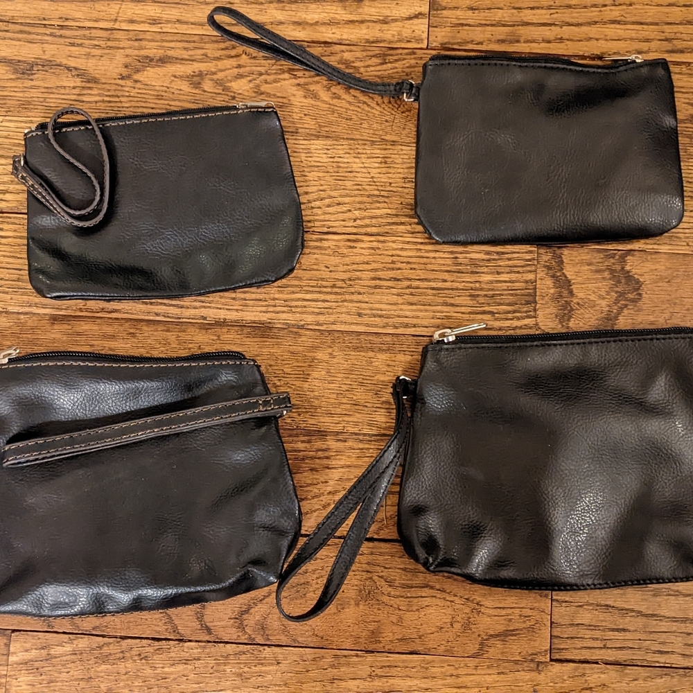 Set of 4 Small Black Wristlets
